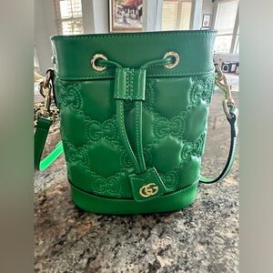 Green Bucket Bag